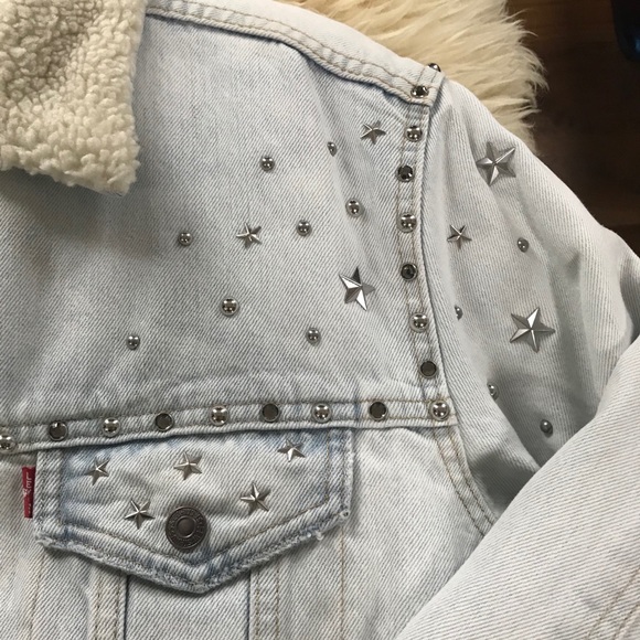 Custom Levi’s Sherpa Denim Trucker Jacket - Picture 4 of 8